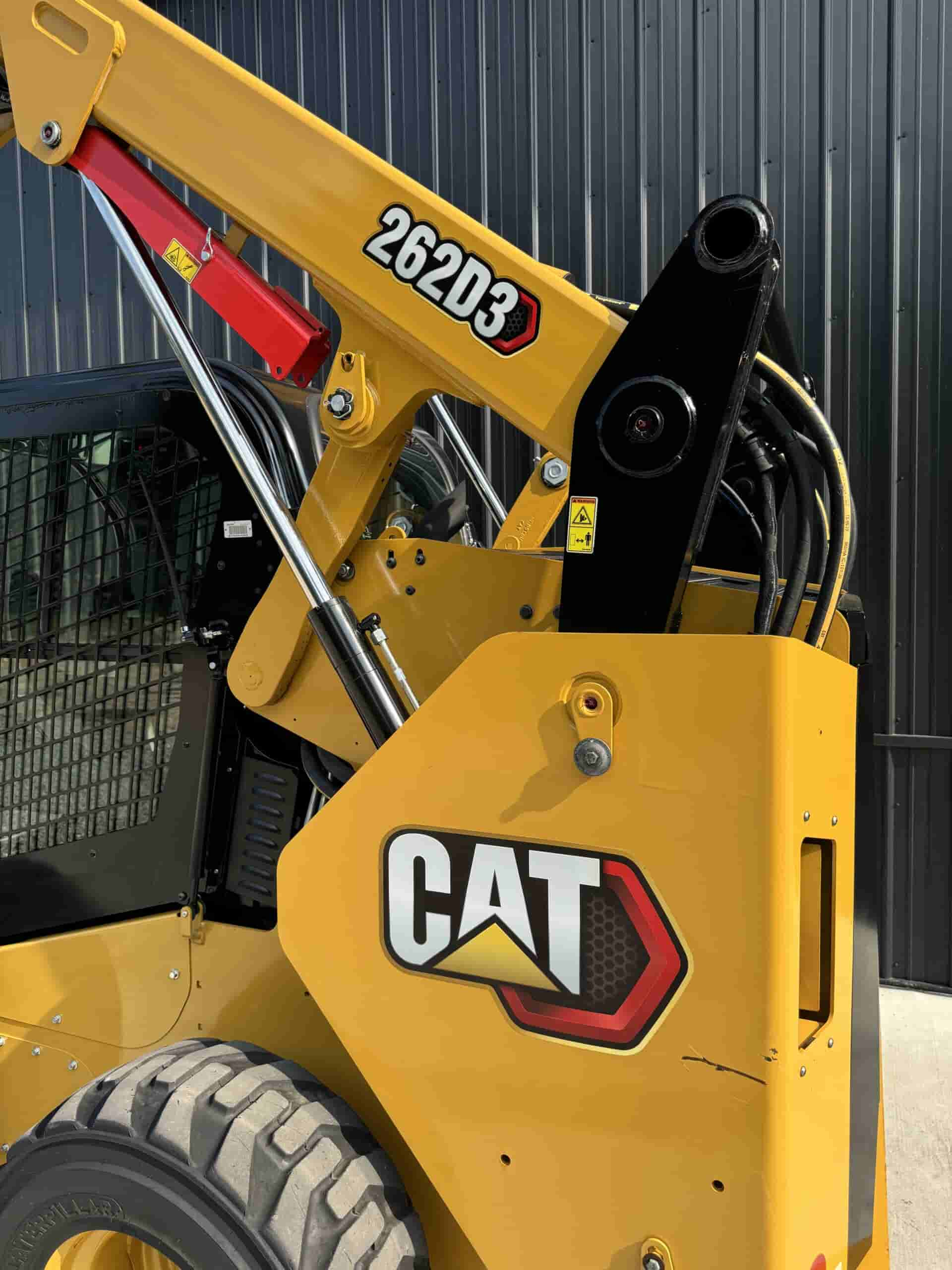 2021 CAT 262D3
